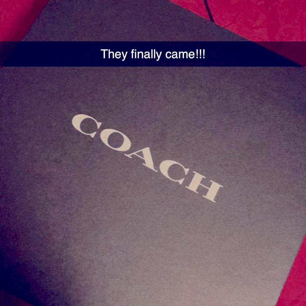 Meet your Posher, Dominique